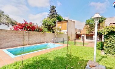 VENTA CASA CON PILETA BURZACO APTO CREDITO