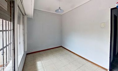 VENTA CASA CON PILETA BURZACO APTO CREDITO