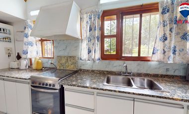 VENTA CASA 7 AMBIENTES PARQUE Y PILETA RANELAGH