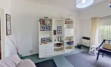 VENTA CASAS FCIO VARELA CENTRO CON PILETA
