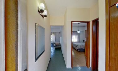 VENTA CASAS FCIO VARELA CENTRO CON PILETA