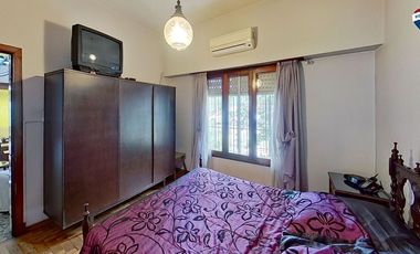 VENTA CASAS FCIO VARELA CENTRO CON PILETA