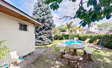 VENTA CASAS FCIO VARELA CENTRO CON PILETA