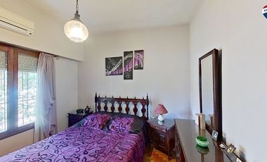 VENTA CASAS FCIO VARELA CENTRO CON PILETA