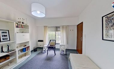 VENTA CASAS FCIO VARELA CENTRO CON PILETA