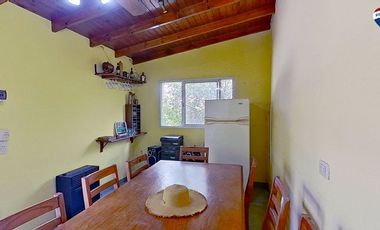 VENTA CASAS FCIO VARELA CENTRO CON PILETA