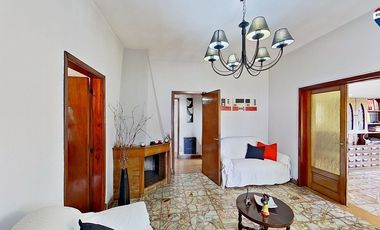 VENTA CASAS FCIO VARELA CENTRO CON PILETA