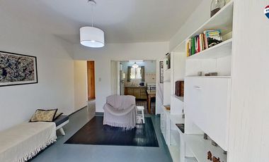 VENTA CASAS FCIO VARELA CENTRO CON PILETA