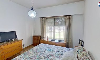 VENTA CASAS FCIO VARELA CENTRO CON PILETA