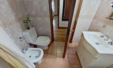 VENTA CASAS FCIO VARELA CENTRO CON PILETA
