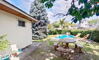 VENTA CASAS FCIO VARELA CENTRO CON PILETA