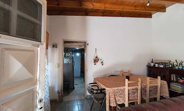 VENTA 3 CASAS EN AMPLIO LOTE