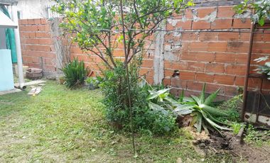 VENTA 3 CASAS EN AMPLIO LOTE