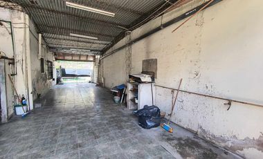 VENTA 3 CASAS EN AMPLIO LOTE