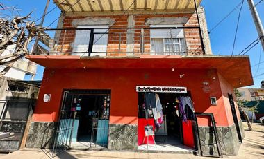 LOCALES CASA DEPARTAMENTOS VENTA O PERMUTA VARELA