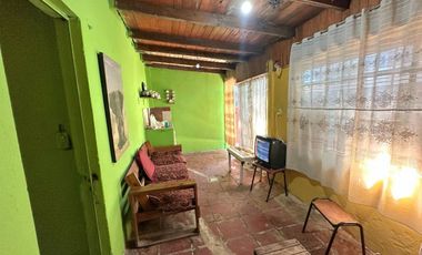 LOCALES CASA DEPARTAMENTOS VENTA O PERMUTA VARELA