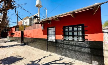 LOCALES CASA DEPARTAMENTOS VENTA O PERMUTA VARELA