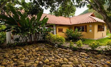 VENTA de CASAS en APULO