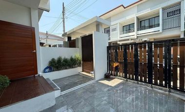 Townhouse at Pimmada Home