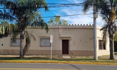 Casa en Alquiler Comercial - Excelente ubicacion -RESERVADAAAA!!!