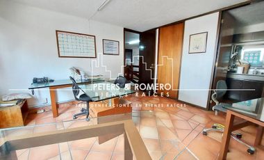 Oficina en Venta en las Aguilas Romulo O Farril