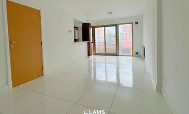 Venta - Departamento 2 ambientes - Zona Plaza Mitre