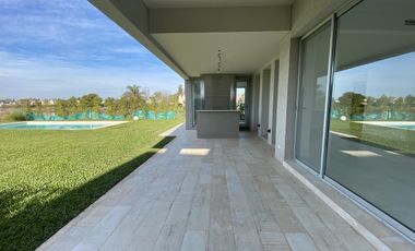 Casa en alquiler en barrio San Isidro Labrador, Tigre