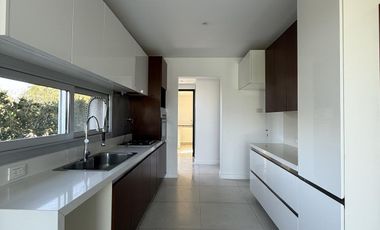 Casa en alquiler en barrio San Isidro Labrador, Tigre
