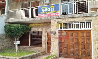 Alquiler de Casa 5 Amb. en Ramos Mejia Ideal Vivienda o Uso Comercial