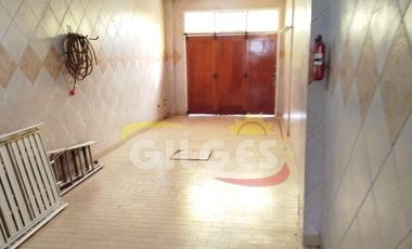 Alquiler de Casa 5 Amb. en Ramos Mejia Ideal Vivienda o Uso Comercial