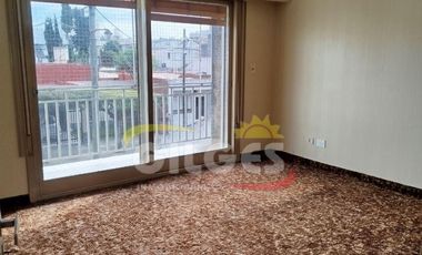 Alquiler de Casa 5 Amb. en Ramos Mejia Ideal Vivienda o Uso Comercial