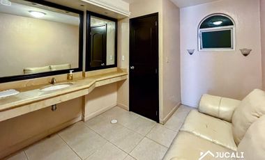 Salon de eventos con área de locales en renta en Huentitán, Guadalajara, Jalisco