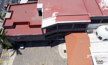 Salon de eventos con área de locales en venta en Huentitán, Guadalajara, Jalisco