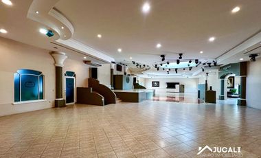 Salon de eventos con área de locales en venta en Huentitán, Guadalajara, Jalisco