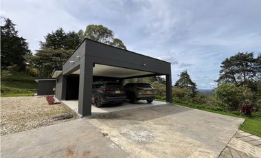 Casa en Venta en Rionegro sector Sajonia