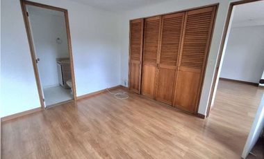 APARTAMENTO EN ARRIENDO SECTOR LA 10 - POBLADO
