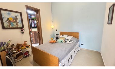 VENTA CASA ESQUINERA LA CEJA SMG