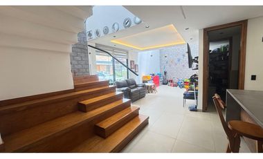 VENTA CASA ESQUINERA LA CEJA SMG