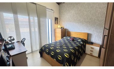 VENTA CASA ESQUINERA LA CEJA SMG