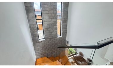 VENTA CASA ESQUINERA LA CEJA SMG