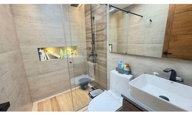 VENTA CASA ESQUINERA LA CEJA SMG