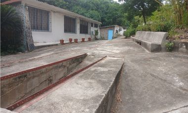 Gran finca en Bonda: 6,7 Has con lago, quebrada y piscina G-18