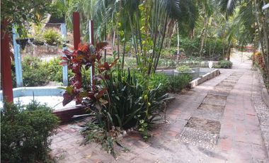 Gran finca en Bonda: 6,7 Has con lago, quebrada y piscina G-18