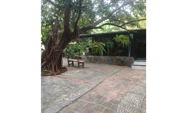 Gran finca en Bonda: 6,7 Has con lago, quebrada y piscina G-18