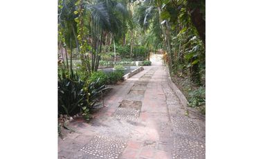 Gran finca en Bonda: 6,7 Has con lago, quebrada y piscina G-18