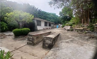 Gran finca en Bonda: 6,7 Has con lago, quebrada y piscina G-18