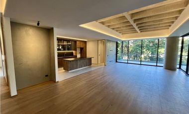 Venta de espectacular apartamento frente al club campestre