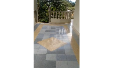 Finca a la venta en San Jerónimo