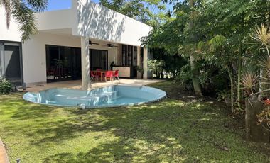 Renta Casa Amueblada con paneles solares Yucatán Country Club