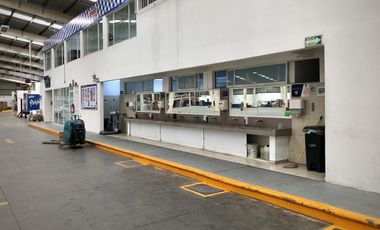 Bodega Industrial 8,000 M2 de construcción, 400 M2 de oficina y 110 cajones estacionamiento